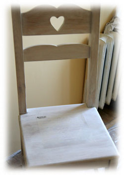 Объект рисования - деревянный стул