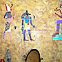 Египетский трафарет на стене